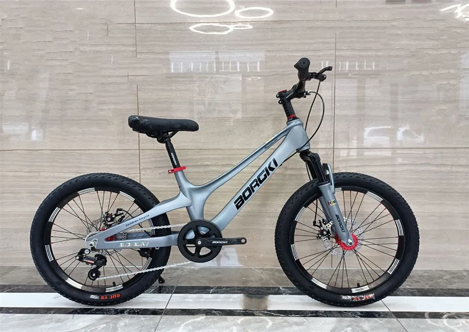 Dječji bicikl od legure magnezija